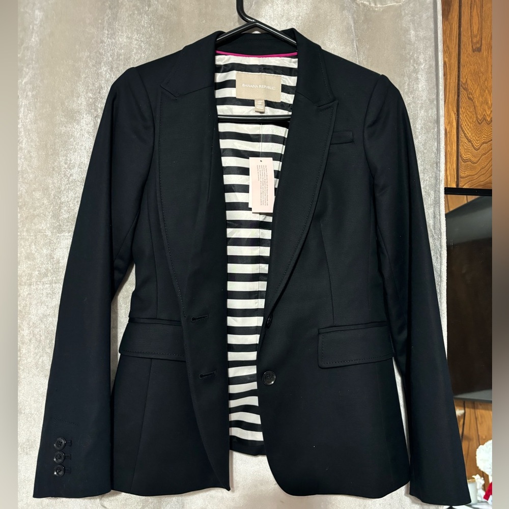 NWT Banana Republic Black Blazer Striped Interior 2P